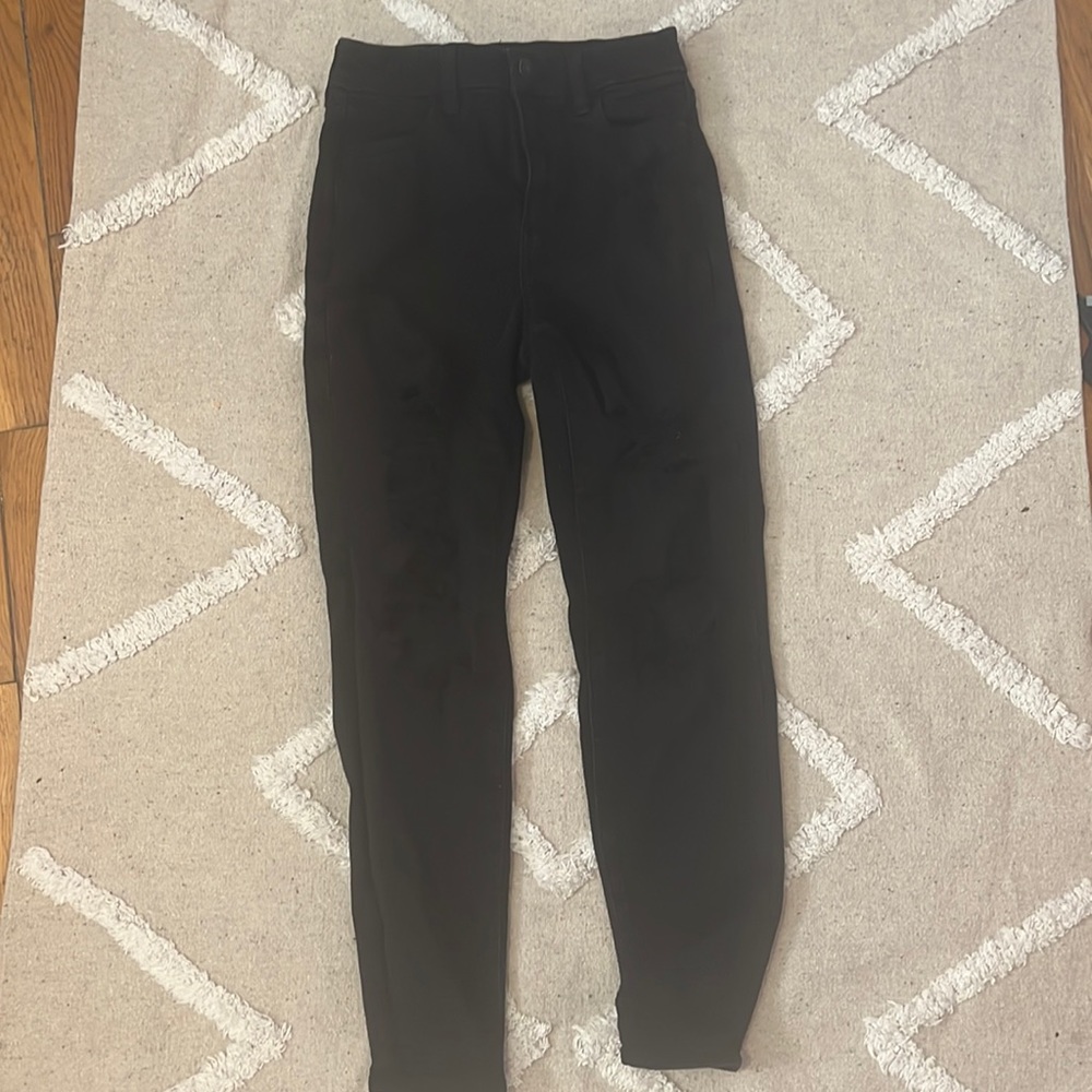 American Eagle Black Ripped Jeans Size 0 Short